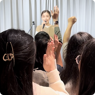 Image gallery marquee